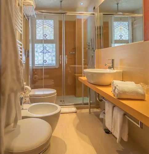 K2 Отель Беллария-Иджеа-Марина