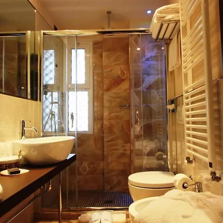K2 Hotel