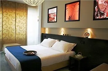 K2 Hotel