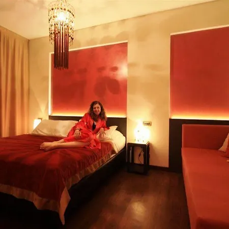Otel K2